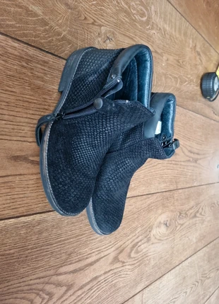 Schoenen, laarsjes, merk: Piedro, staat: Heel goed, maat: 35, € 10,00, € 11,20 inclusief Kopersbescherming