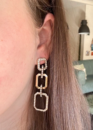 Gouden chainstyle oorbellen, staat: Veelgebruikt, € 3,00, € 3,85 inclusief Kopersbescherming