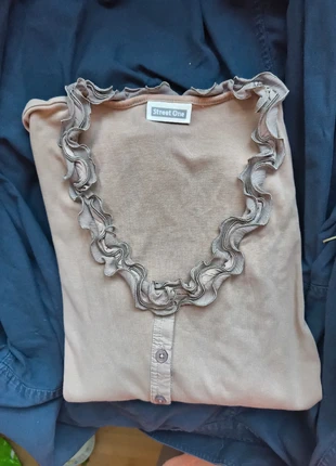 Cardigan coton vieux rose à ruché Street One Taille 40 neuf, merk: Street One, staat: Nieuw zonder prijskaartje, maat: L / 40 / 12, € 4,20, € 5,11 inclusief Kopersbescherming