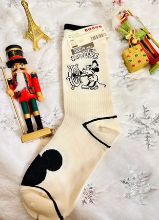 🧦 Chaussettes fantaisie Mickey Mouse – Édition Steamboat Willie 🇯🇵, merk: Disney, staat: Nieuw met prijskaartje, maat: Universeel, € 9,99, € 11,19 inclusief Kopersbescherming Pro