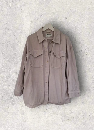 Veste chemise denim lila Weekday taille S oversize, marque: Weekday, état: Très bon état, taille: S / 36 / 8, 15,00 €, 16,45 € Protection acheteurs incluse