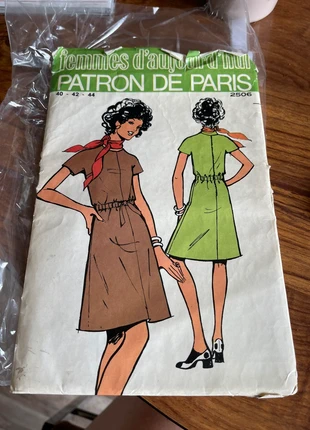 Patron de Paris couture vintage robe années 60 70, brand: Vintage Dressing, condition: Very good, €6.00, €7.00 includes Buyer Protection Pro
