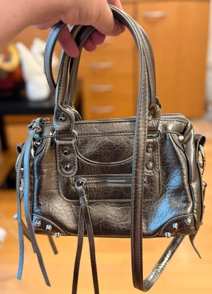 Kleine Tasche- Trendy Small Metallic Bag – Bronze/Gold Tones, marke: Sonstiges, zustand: Neu, 25,00 €, 26,95 € inklusive Vinted-Käuferschutz