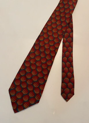 Cravatta vintage Yves Saint Laurent Cravates – 100% seta Made in England, brand: Yves Saint Laurent, condizioni: Ottime, €27.50, €29.58 include la Protezione acquisti