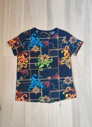 T-shirt Carlo Colucci, marke: Carlo Colucci, zustand: Sehr gut, größe: S / 36 / 8, 15,00 €, 16,45 € inklusive Vinted-Käuferschutz