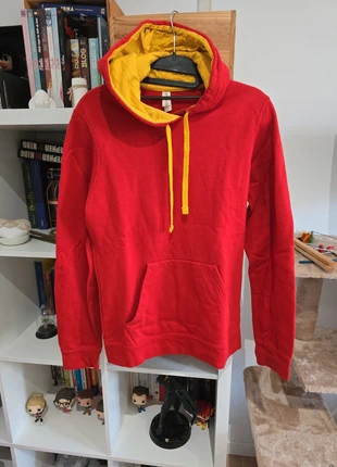 Sweat rouge et jaune, merk: Kariban, staat: Heel goed, maat: M, € 5,00, € 5,95 inclusief Kopersbescherming
