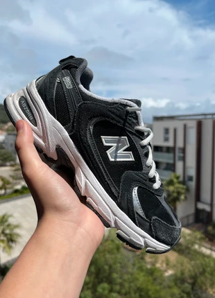 New Balance 530 noire blanc argent en 37, marca: New Balance, estado: Bom, tamanho: 37, €50.00, €53.20 inclui Proteção do Comprador