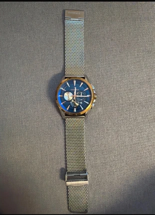 Essence Herrenarmbanduhr – Blau / Edelstahl Mesh, marke: Essence, zustand: Sehr gut, größe: 43–46 mm, 50,00 €, 53,20 € inklusive Vinted-Käuferschutz