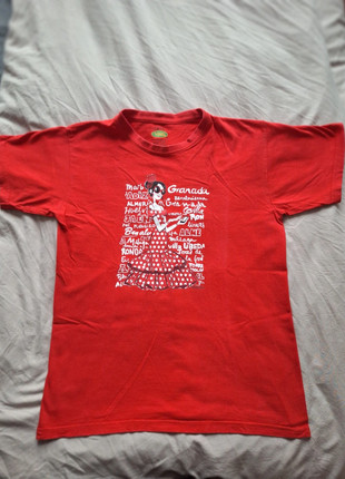 T-shirt Granada, marke: Artesanias Medina, zustand: Sehr gut, größe: 12 Jahre / 152, 1,00 €, 1,75 € inklusive Vinted-Käuferschutz