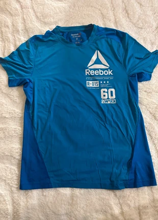 T-Shirt Reebok, brand: Reebok, condizioni: Ottime, taglia: M, €5.00, €5.95 include la Protezione acquisti