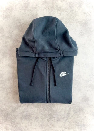 Veste Nike club noir veste Nike à zip noir Nike taille XS, marke: Nike, zustand: Gut, größe: XS, 25,00 €, 26,95 € inklusive Vinted-Käuferschutz