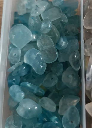 Lot de 130 perles fragments aigue-marine, brand: Pierre, condition: New without tags, €9.00, €10.15 includes Buyer Protection