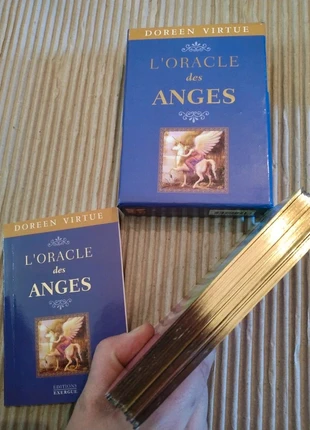 Ésotérisme - L'oracle des Anges - Doreen Virtue très bon état, zustand: Sehr gut, 15,00 €, 16,45 € inklusive Vinted-Käuferschutz