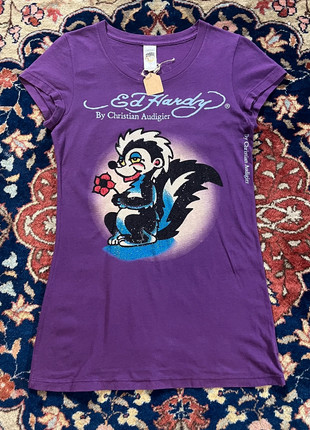Ed Hardy by Christian Audigier – Purple Skunk Rhinestone Tee (Y2K Bratzcore), marke: Ed Hardy, zustand: Sehr gut, größe: S / 36 / 8, 29,99 €, 32,19 € inklusive Vinted-Käuferschutz