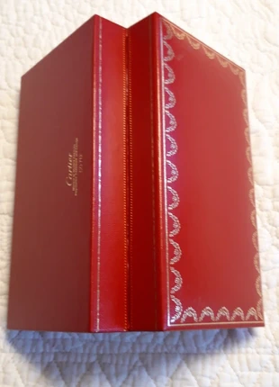 Boite Cartier lunettes Santos CO 712, marque: Cartier, état: Neuf sans étiquette, 72,00 €, 76,30 € Protection acheteurs incluse