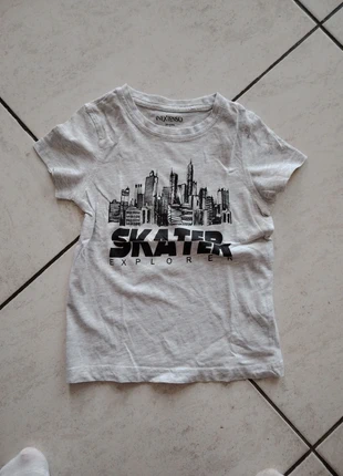T-shirt garçon, merk: In Extenso, staat: Goed, maat: 5 jaar / 110 cm, € 1,00, € 1,75 inclusief Kopersbescherming