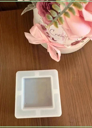 Moule en silicone carré pour Cendrier ou Vide-poche en résine / béton créatif, zustand: Sehr gut, 2,00 €, 2,80 € inklusive Vinted-Käuferschutz