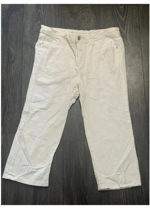 Lee Classic Fit Capri Jeans – Size 12, brand: Lee, condition: Very good, size: L / 40 / 12, €3.00, €3.85 includes Buyer Protection