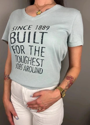 T-shirt Carhartt bleu clair col V imprimé - Taille M femme - coton VCD 02, marque: Carhartt, état: Bon état, taille: M / 38 / 10, 5,00 €, 5,95 € Protection acheteurs (Pro) incluse