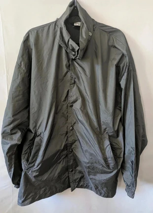 Coupe-vent noir pliable homme taille M, zustand: Gut, größe: M, 8,00 €, 9,10 € inklusive Vinted-Käuferschutz