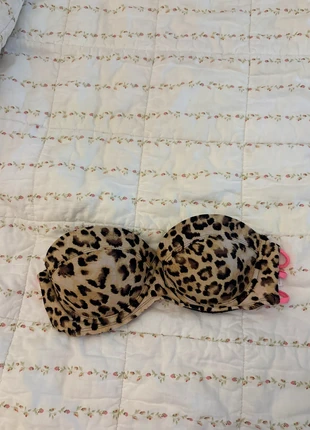 Cheetah print Y2K swim top, brand: rue 21, condition: Good, size: 8 / M, $6.00, $7.00 includes Buyer Protection