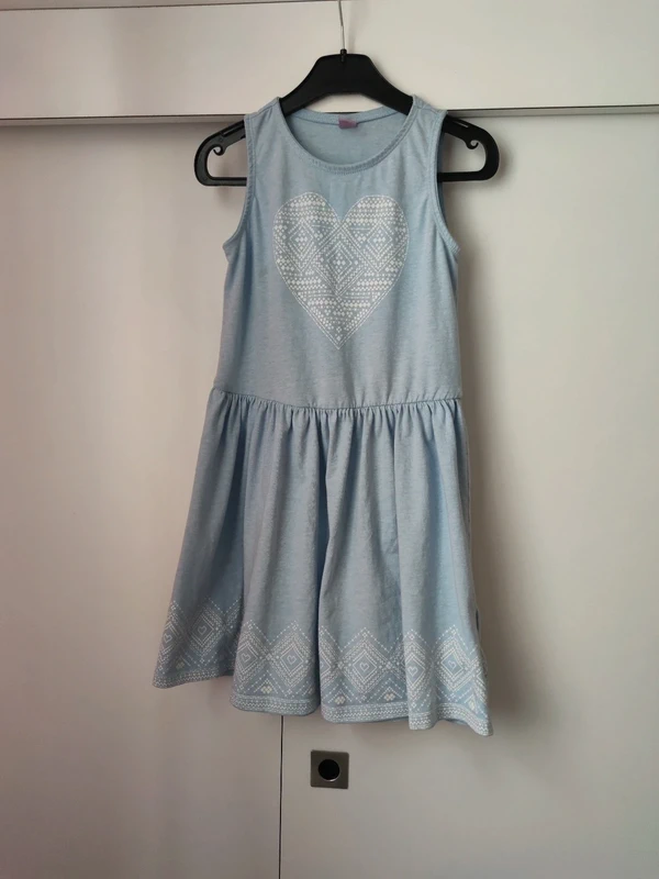 Robe 7-8 ans