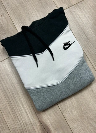 Pull à capuche Nike / Noir, blanc, gris / L hommes, marque: Nike, état: Très bon état, taille: L, 20,00 €, 21,70 € Protection acheteurs incluse