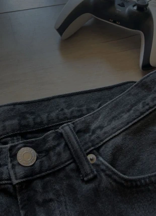 jean noir h&m très bien état, merk: H&M, staat: Heel goed, maat: XS, € 10,00, € 11,20 inclusief Kopersbescherming