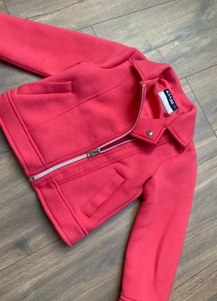 Veste type perfecto, marca: Kiabi, estado: Bueno, tamaño: 3 años / 98 cm, 2,00 €, 2,80 € Protección al comprador incluida