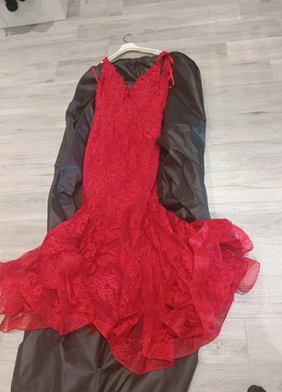 Abito cerimonia (42-44), marke: Morilee, zustand: Neu, größe: M / 38 / 10, 250,00 €, 263,20 € inklusive Vinted-Käuferschutz