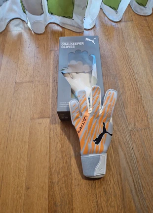 Puma Ultra Goalkeeper Gloves – Guanti da portiere nuovi con scatola, marque: Puma, état: Neuf avec étiquette, 45,00 €, 47,95 € Protection acheteurs incluse