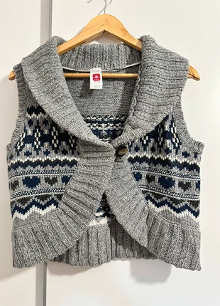 Colete malha XS, marca: C&A, estado: Muito bom, tamanho: 16 anos / 176 cm, €2.00, €2.80 inclui Proteção do Comprador