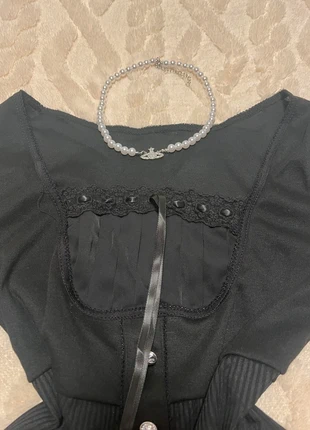 dark coquette / old money Shirt mit Schleife zum Binden (S/XS), merk: COQUETTE, staat: Nieuw zonder prijskaartje, maat: S / 36 / 8, € 19,00, € 20,65 inclusief Kopersbescherming