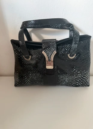 Borsa vintage nera con stampa pitonata metalleria argento, brand: Vintage Dressing, condizioni: Ottime, €8.00, €9.10 include la Protezione acquisti