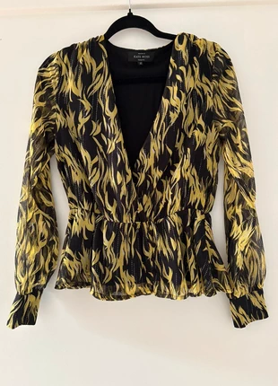 Kate Moss blouse size32, merk: Kate Moss, staat: Heel goed, maat: XXS / 32 / 4, € 7,50, € 8,58 inclusief Kopersbescherming