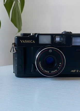 Yashica MF-2 Super - 35 mm camera, marke: Yashica, zustand: Gut, 110,00 €, 116,20 € inklusive Vinted-Käuferschutz