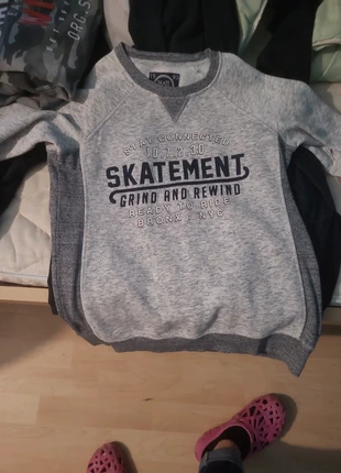 Pull skate nation, brand: Skate Nation, condition: Very good, size: 13 years / 158 cm, €2.00, €2.80 includes Buyer Protection