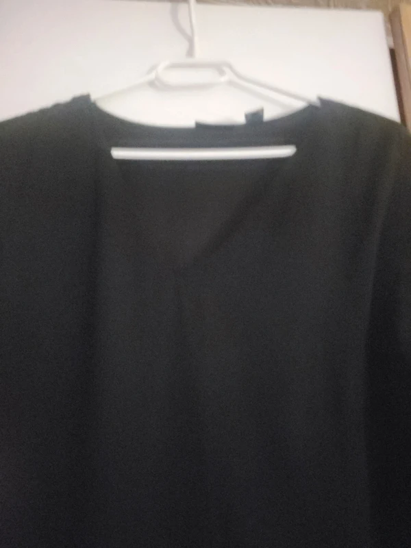 Robe voile noire mi longue - photo numéro 2