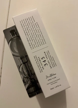 Crème 345 relief cream, brand: Dr.Althea, condizioni: Nuovo con cartellino, €30.00, €32.20 include la Protezione acquisti