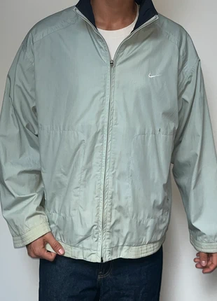 Nike veste coupe-vent vintage vert clair logo brodé taille L | Nike vintage windbreaker light green, marque: Nike, état: Satisfaisant, taille: L, 28,00 €, 30,10 € Protection acheteurs incluse