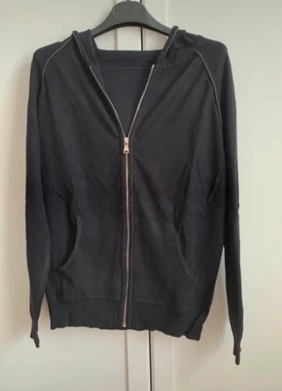 Pullover nero con zip, marque: WOMAN, état: Très bon état, taille: Taille unique, 5,00 €, 5,95 € Protection acheteurs incluse