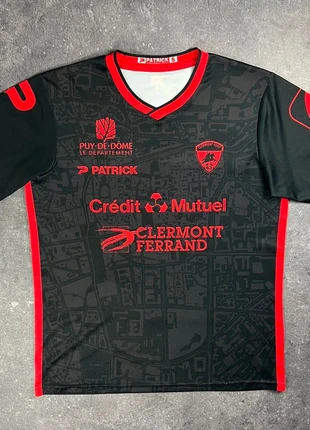 Maillot Patrick third Clermont Foot 2021/2022 S M565, marque: Patrick, état: Très bon état, taille: S, 23,00 €, 24,85 € Protection acheteurs (Pro) incluse