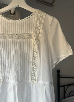White Stockholm Peplum Lace T-Shirt, brand: Vintage, condition: Very good, size: M / 10, £10.00, £11.20 includes Buyer Protection