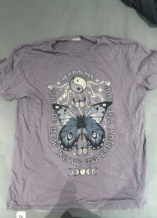 Camiseta lila del pull&bear, marque: Pull & Bear, état: Très bon état, taille: M / 38 / 10, 5,00 €, 5,95 € Protection acheteurs incluse