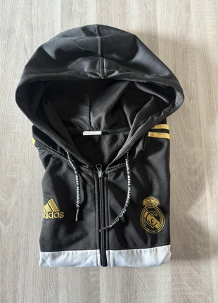 Veste à capuche zip Adidas logo brodé or Réal Madrid/ manche longue- Taille M, brand: adidas, condition: Very good, size: M, €20.00, €21.70 includes Buyer Protection