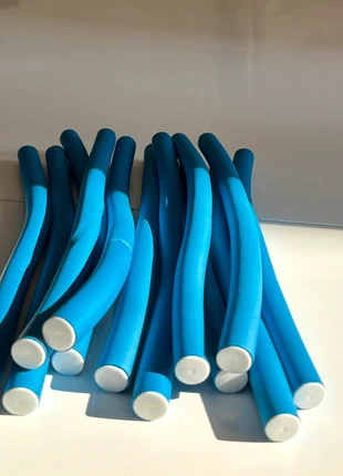 Lot 12 bigoudis flexibles bleu en mousse, condition: Very good, €8.00, €9.10 includes Buyer Protection