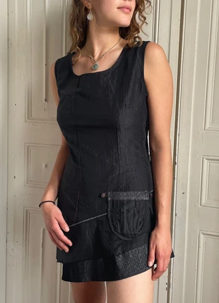 Schwarzes Kleid vintage y2k, marque: Vintage Dressing, état: Très bon état, taille: M / 38 / 10, 12,00 €, 13,30 € Protection acheteurs incluse