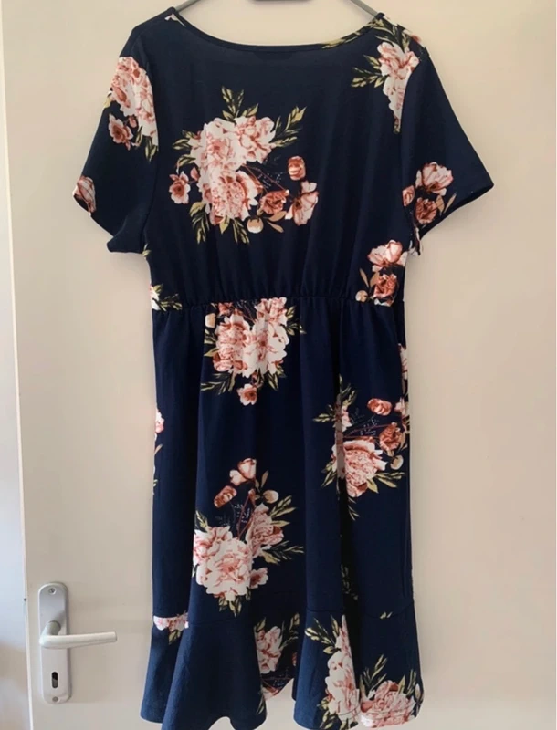 Robe à fleur bleu marine - photo numéro 2