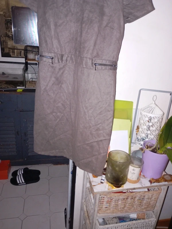 Robe en daim t 38 - photo numéro 2