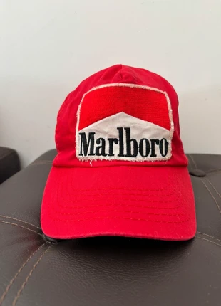 Vintage Marlboro Ferrari Team cap Jean Alesi 1995, brand: Ferrari, condizioni: Buone, taglia: Taglia unica, €80.00, €84.70 include la Protezione acquisti